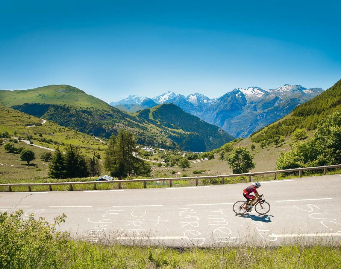 Chalet Amandine Alpe d'Huez Exterior photo
